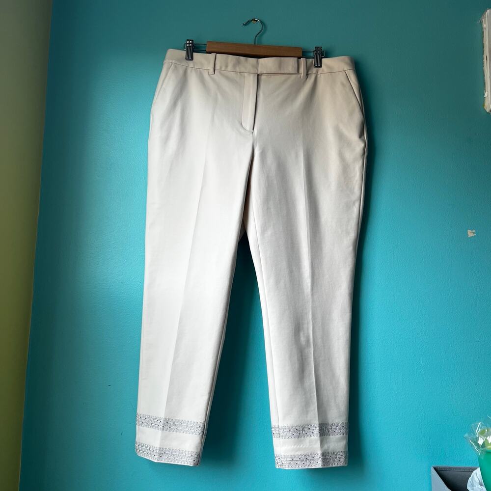 NWT! White House Black Market Pret-A-Pedi Cream Pants Size 14 Womens